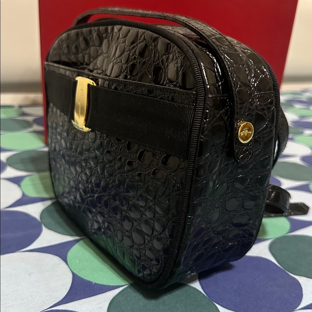 Salvatore Ferragamo Black Croc-Embossed Crossbody Bag - Picture 6 of 15
